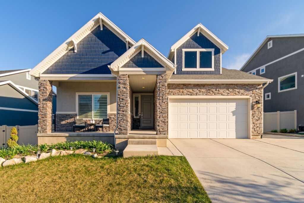 Well-kept family home
